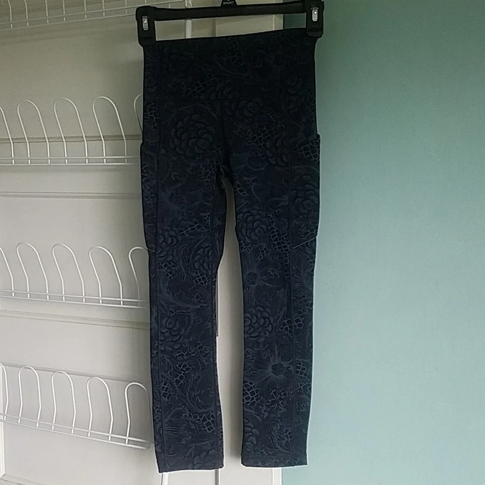 Lululemon Athletica NWOT Speed Up Crop (21 Inch Inseam) Nouveau Mach Blue NWOT